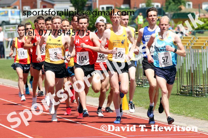 Senior mens 5000 metres, 2021 Northern Senior and Under-20s Champs., Leigh. Photo: David T. Hewitson/Sports for All Pics